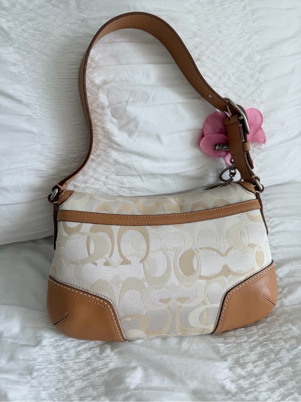 Vintage  Coach Signature Turnlock Flap Shoulder Bag (small) - Picture 4 of 11